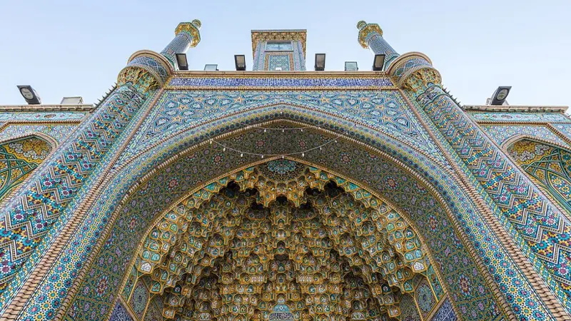 درب شرقی حرم حضرت معصومه