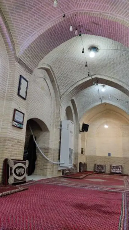 مسجد آقا