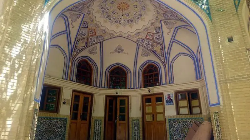 مدرسه جهانگیر خان